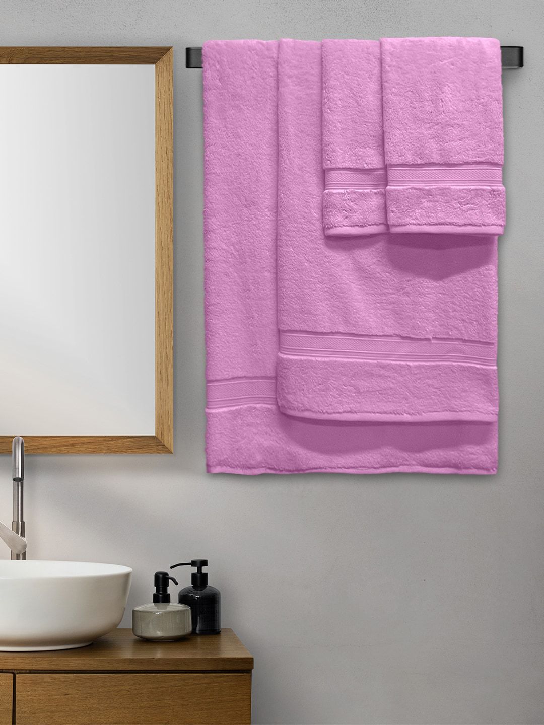 Aura Set Of 4 Pink Solid 600 GSM Cotton Towel Set Price in India