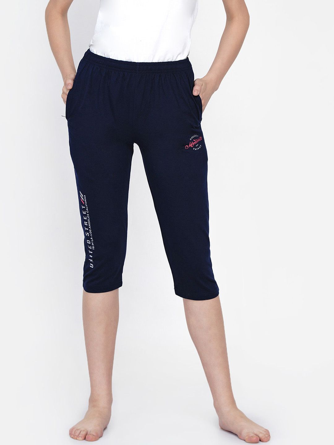 FABNEST Women Navy Blue Solid Capri Lounge Pants Price in India