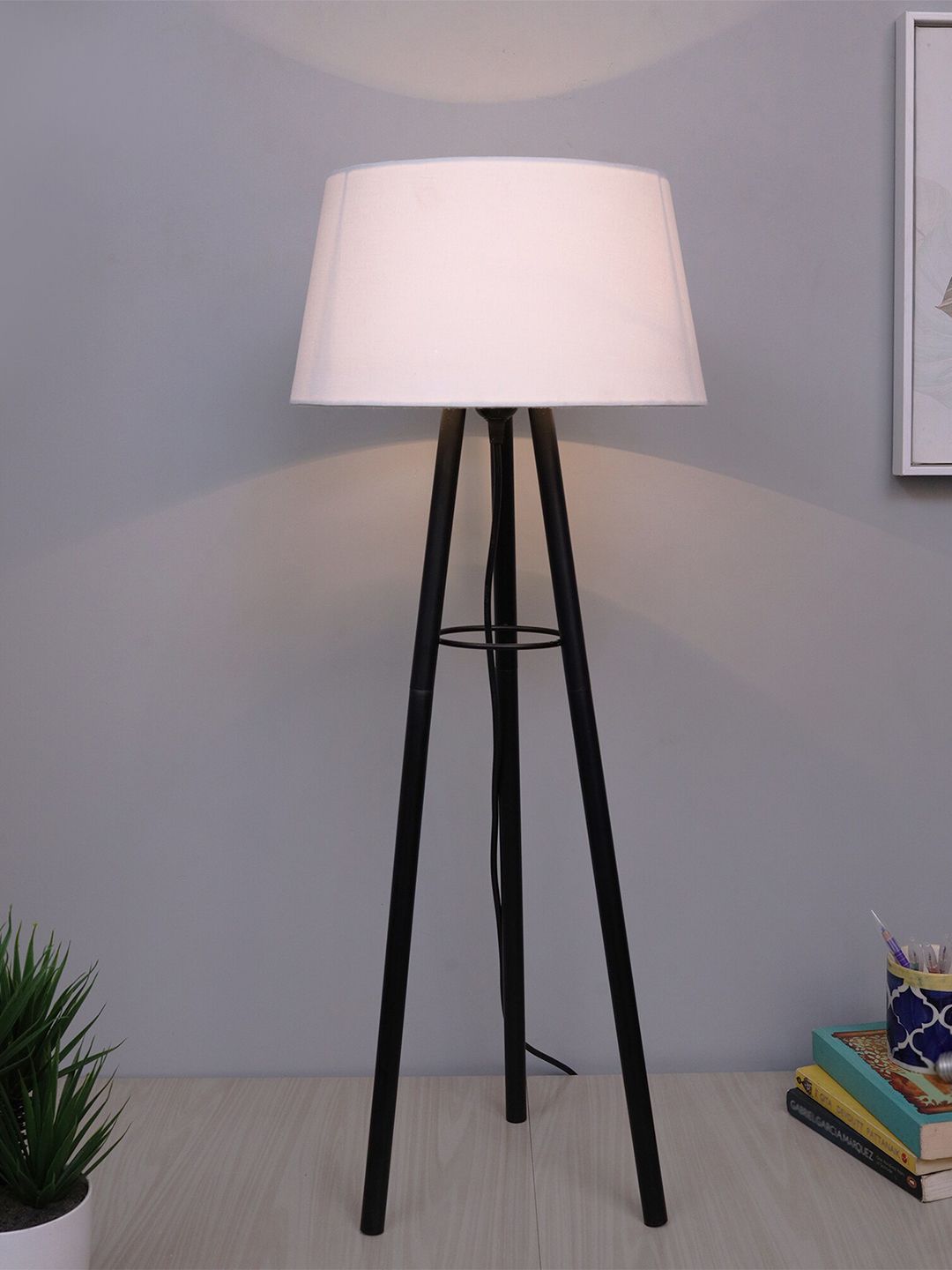 Homesake White & Black Metal Tripod Table Lamp Price in India