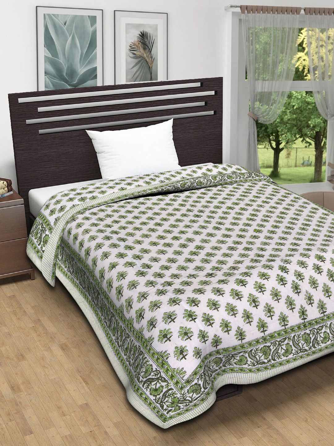Tistabene White & Green Ethnic Motifs Mild Winter Single Bed Quilt Price in India