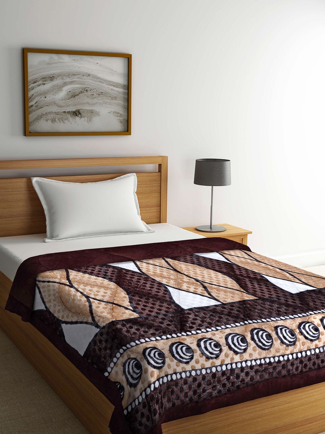 Arrabi Brown & White Geometric Printed Heavy Winter Single Bed Quilt Price in India