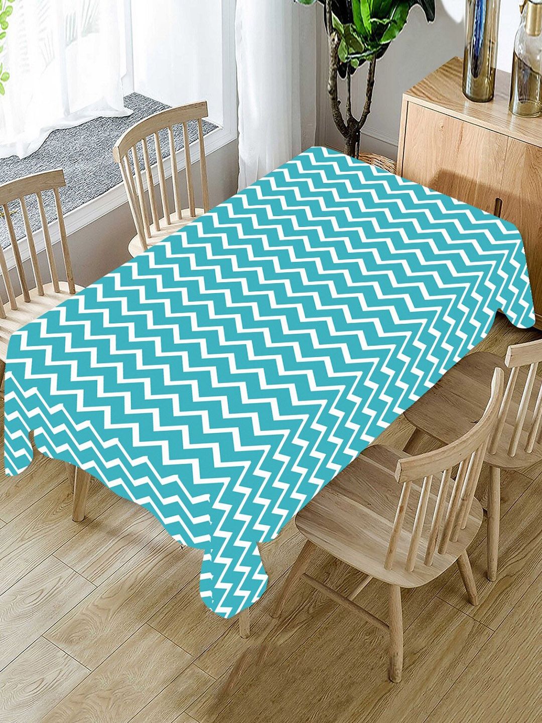 AEROHAVEN Blue & White Digital Printed 4-Seater Rectangle Table Cover Price in India