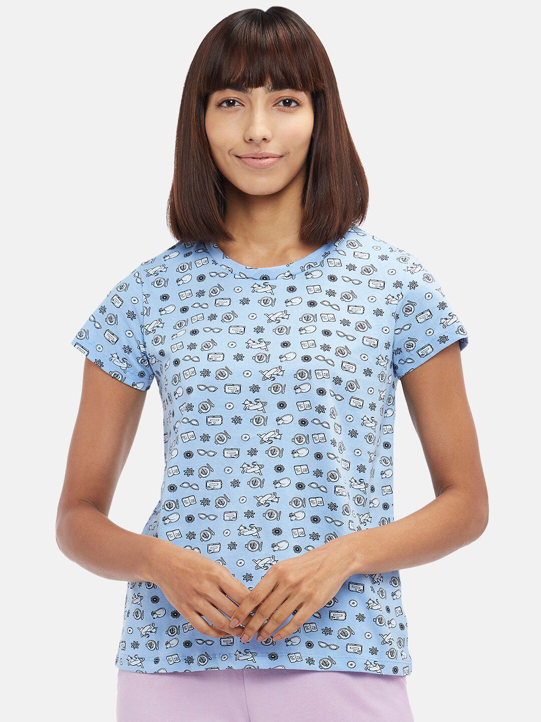 Dreamz by Pantaloons Women Blue & White Printed Pure Cotton Lounge T-shirt Price in India