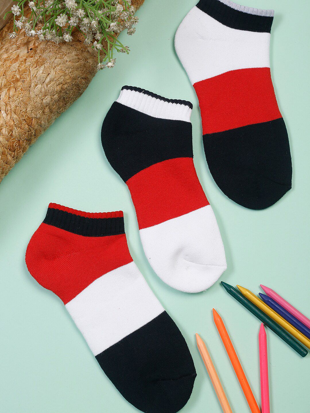 LOUIS STITCH Men Pack Of 3 Black & Red Colourblocked Ankle Length Socks