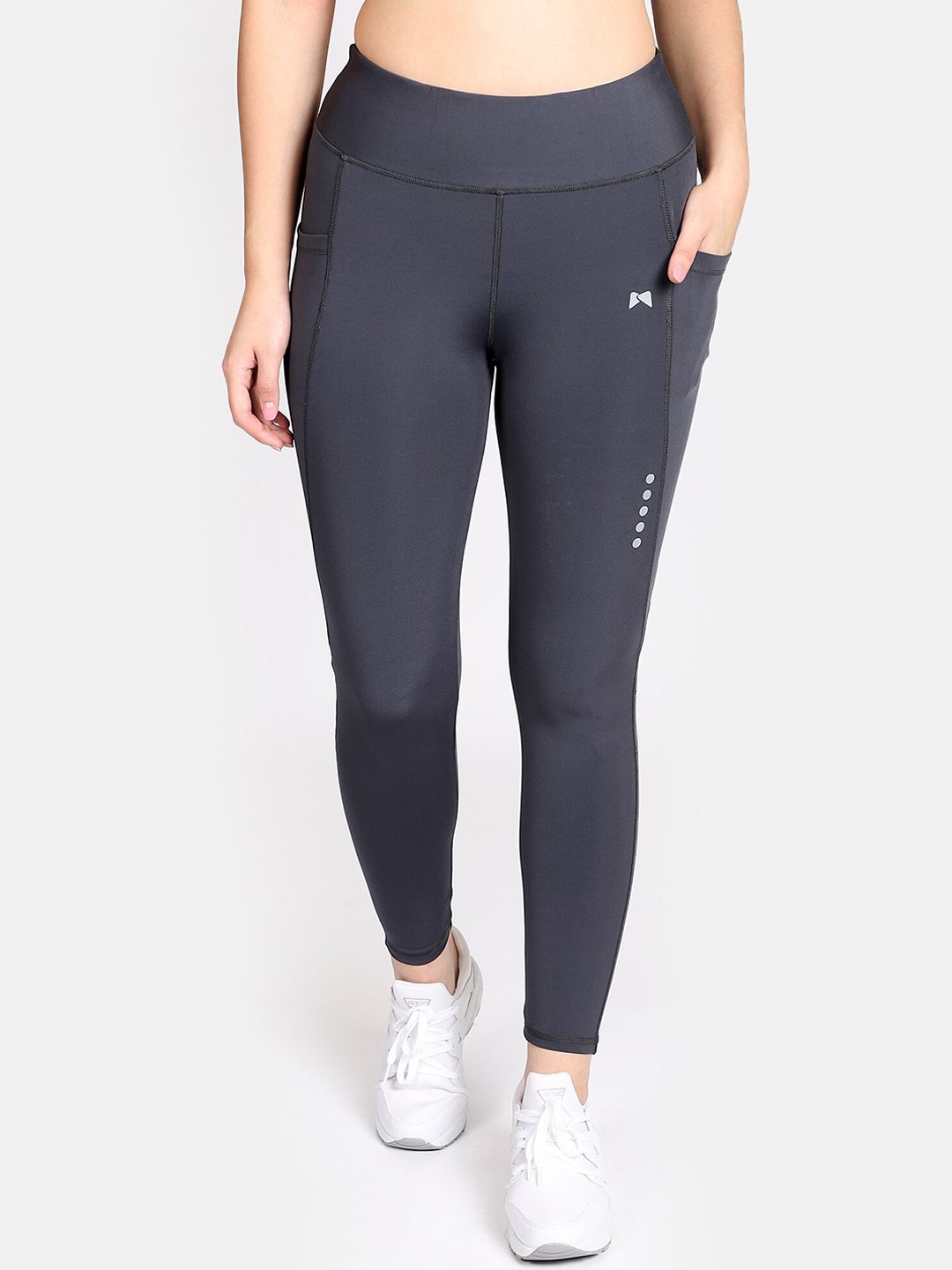 MUSCLE TORQUE Women Grey Solid Skinny-Fit Ankle-Length TightsS Price in India