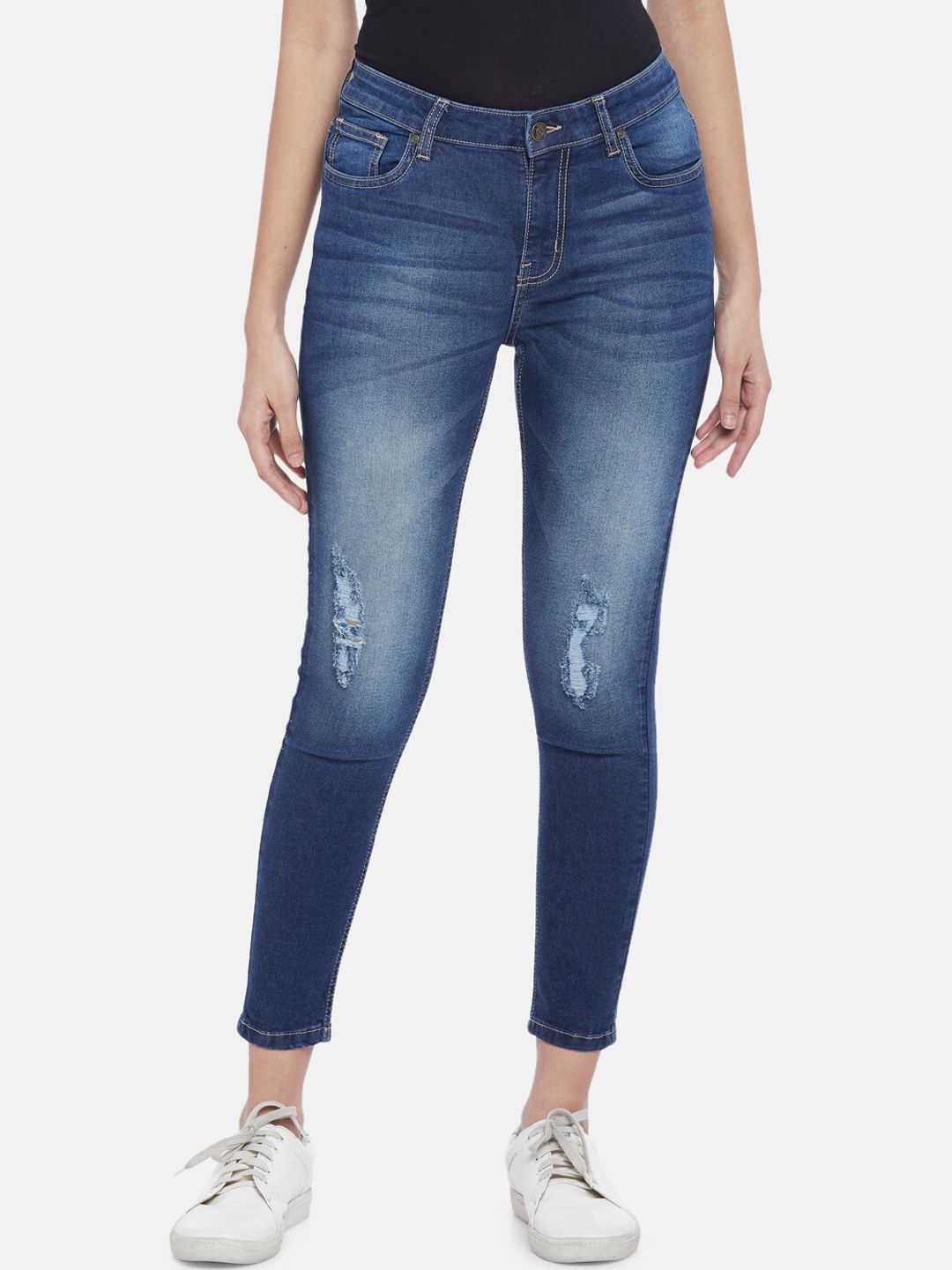 People Women Blue Mildly Distressed Heavy Fade Jeans Price in India