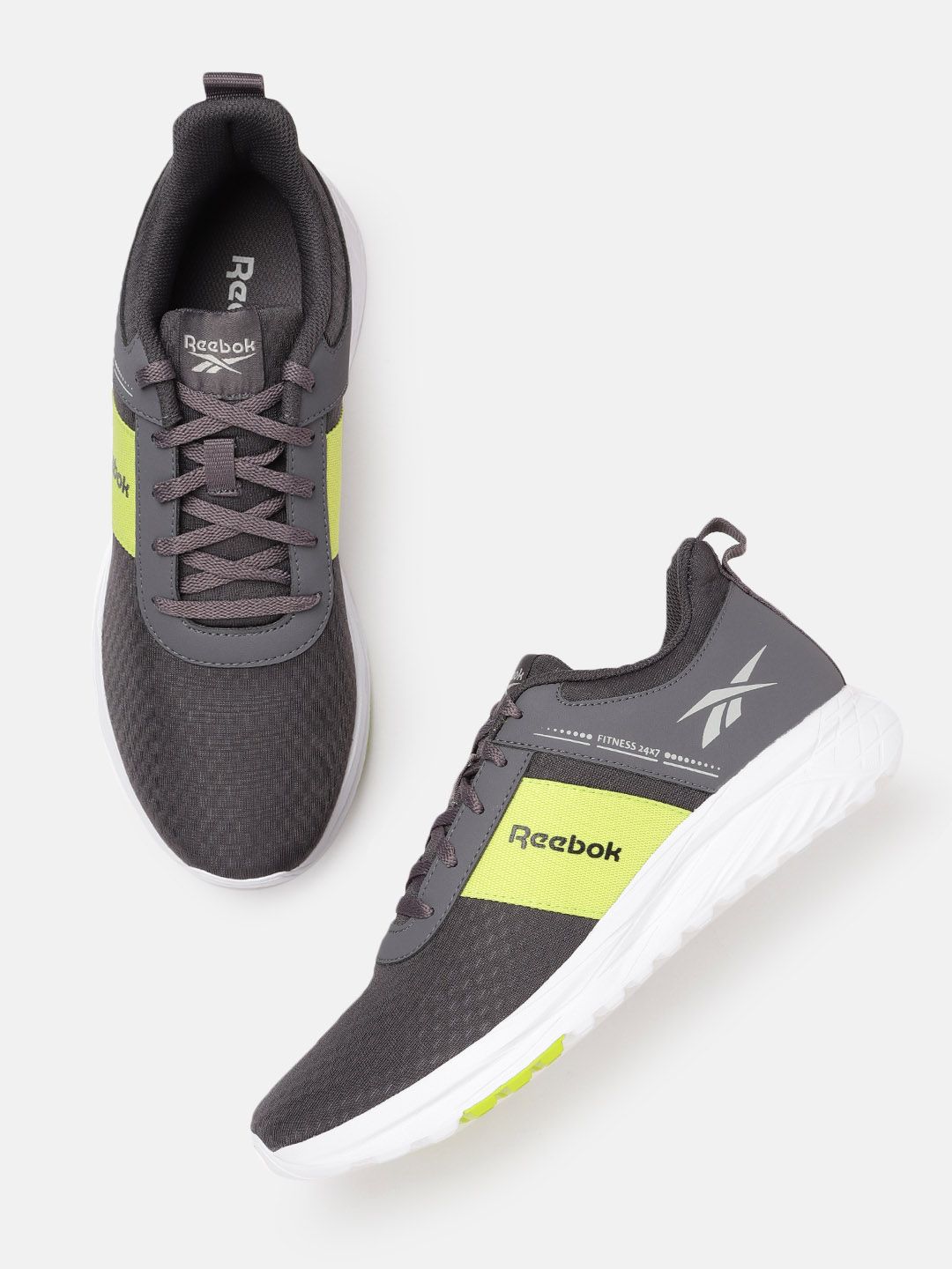 Reebok Men Grey Fitness 24/7 Woven Design Running Shoes