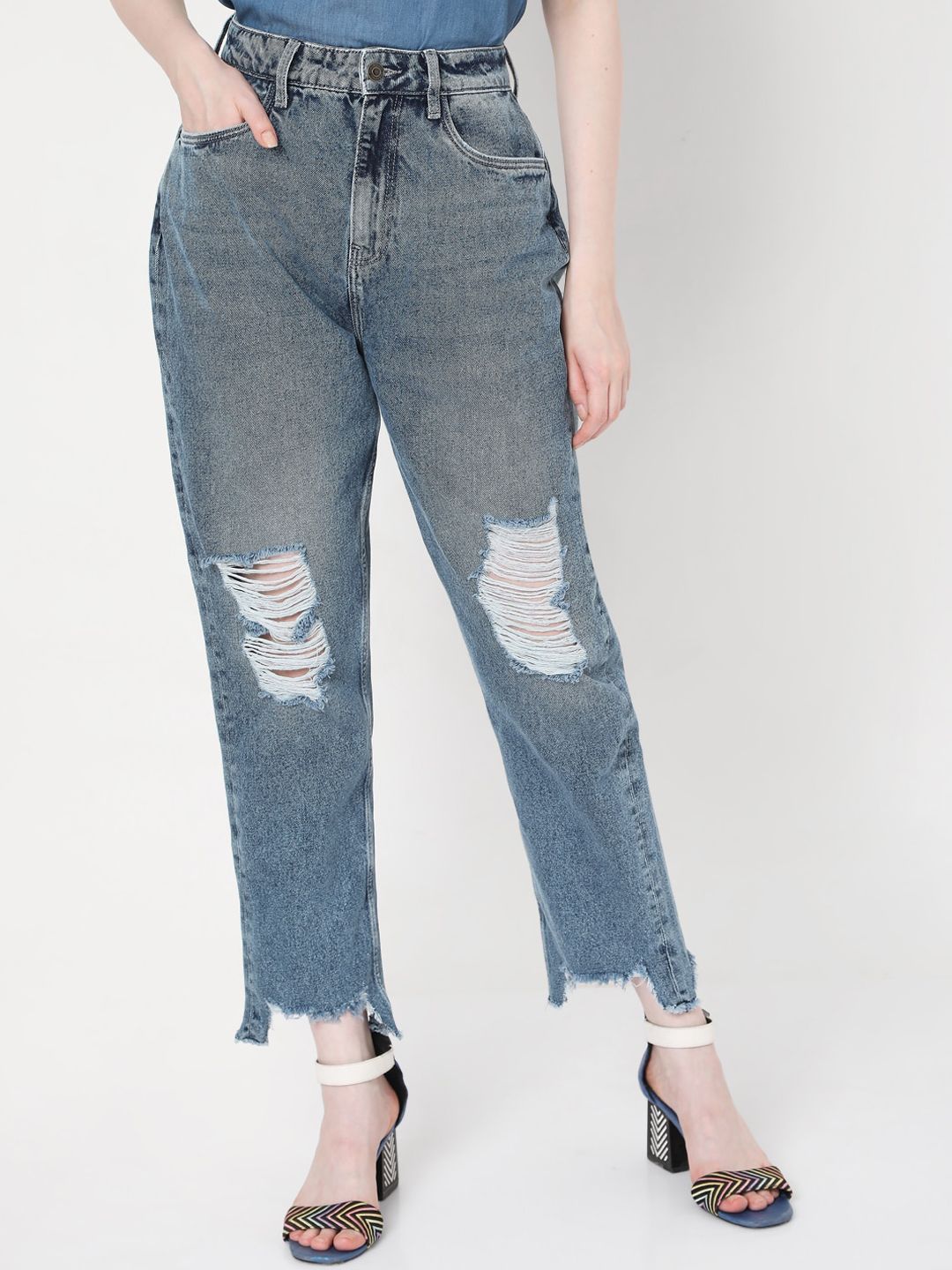 Vero Moda Women Blue Straight Fit Mildly Distressed Heavy Fade Jeans Price in India