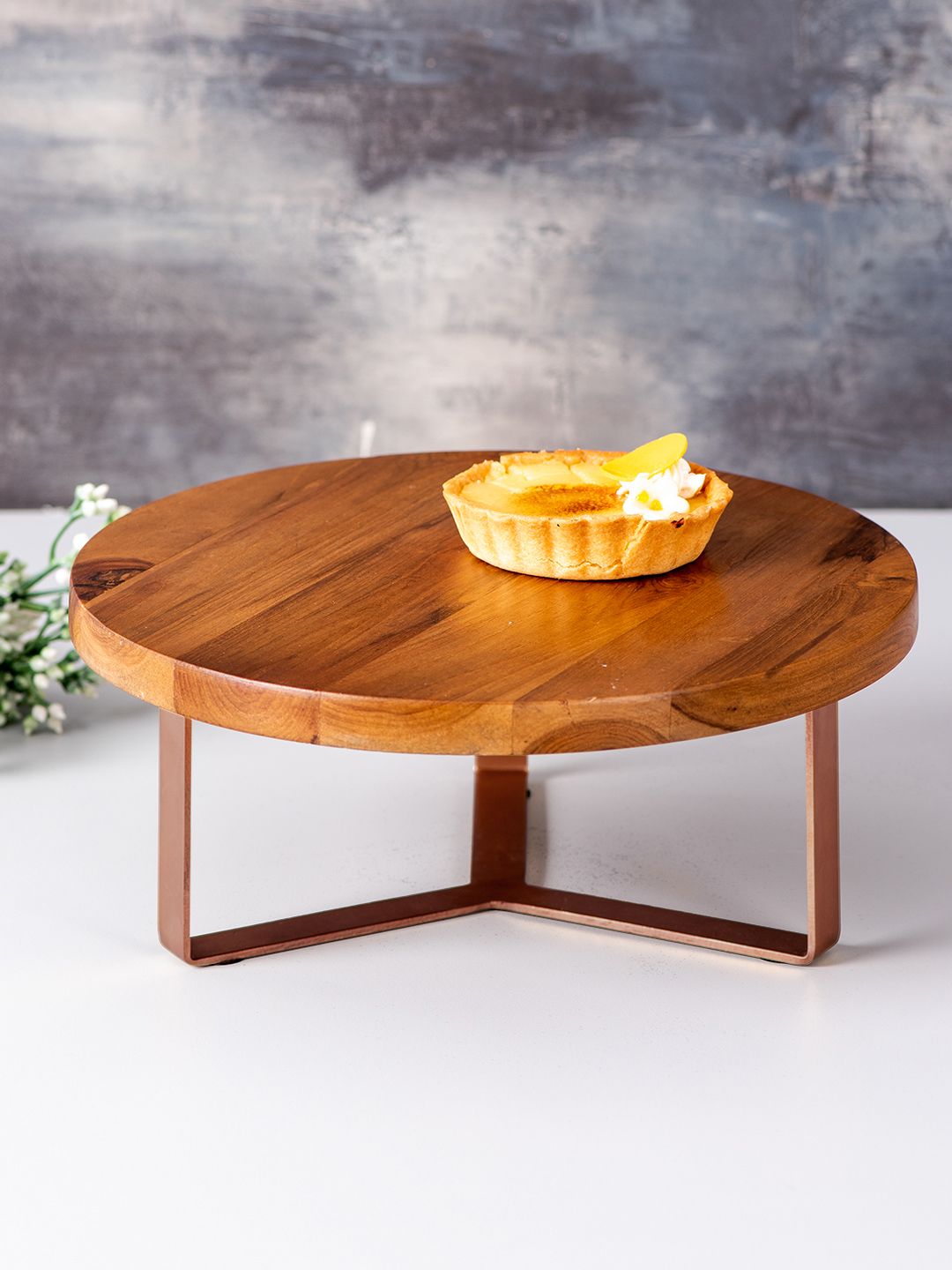 nestroots Brown & Copper-Toned Teak Wood Cake Stand Price in India