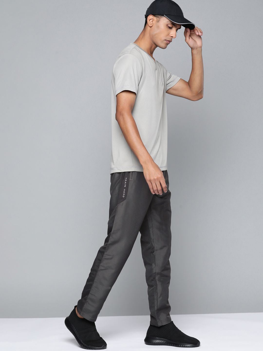 Alcis Men Grey Solid Track Pants