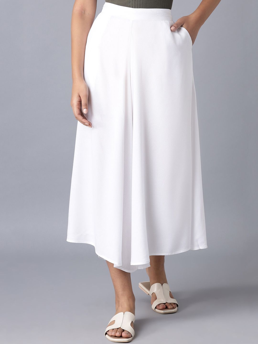 elleven Women White Solid Loose Fit Culottes Price in India