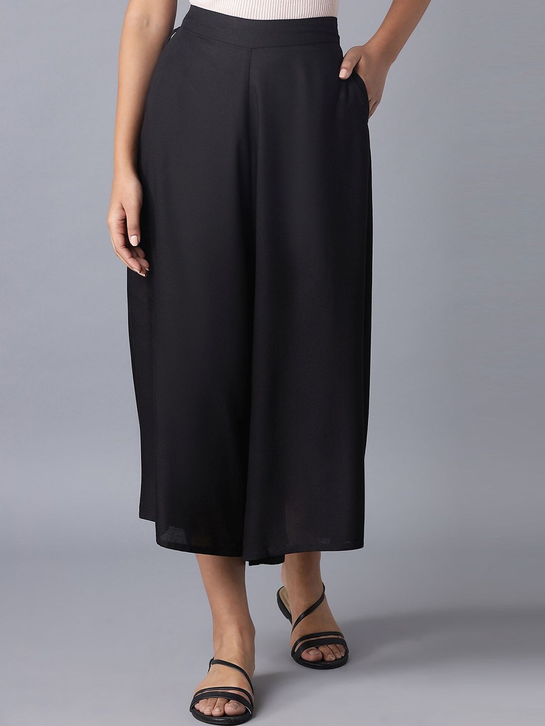 elleven Women Black Solid Loose Fit Culottes Price in India