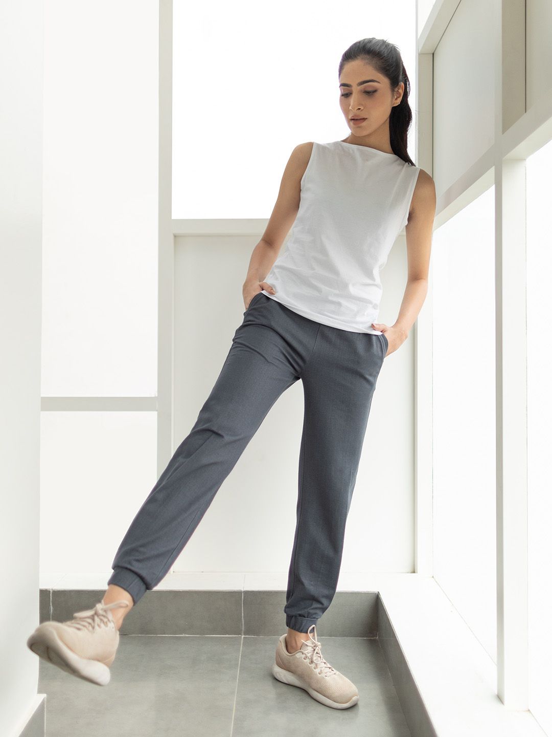 elleven Women Grey Solid Regular Fit Joggers Price in India