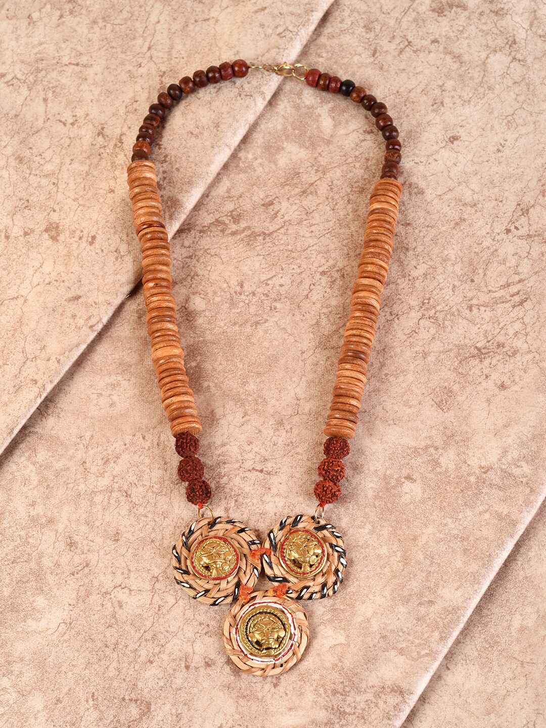 AAKRITI ART CREATIONS Women Gold-Toned & Maroon Tribal Dhokra Necklace Price in India