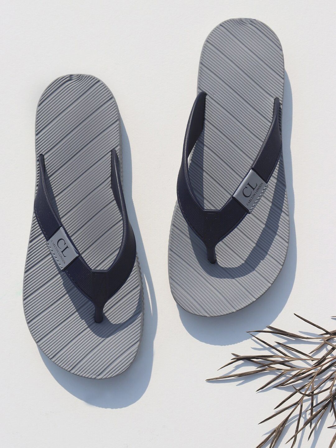 Carlton London Women Grey & Black Rubber Thong Flip-Flops Price in India