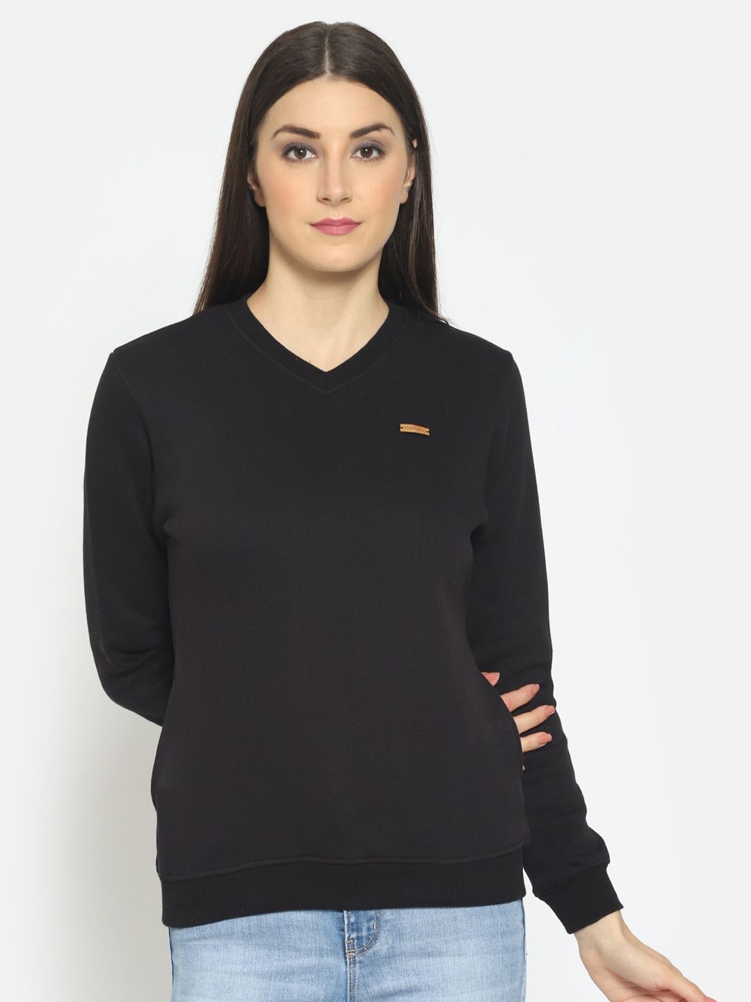 Hapuka Women Black Sweatshirt Price in India