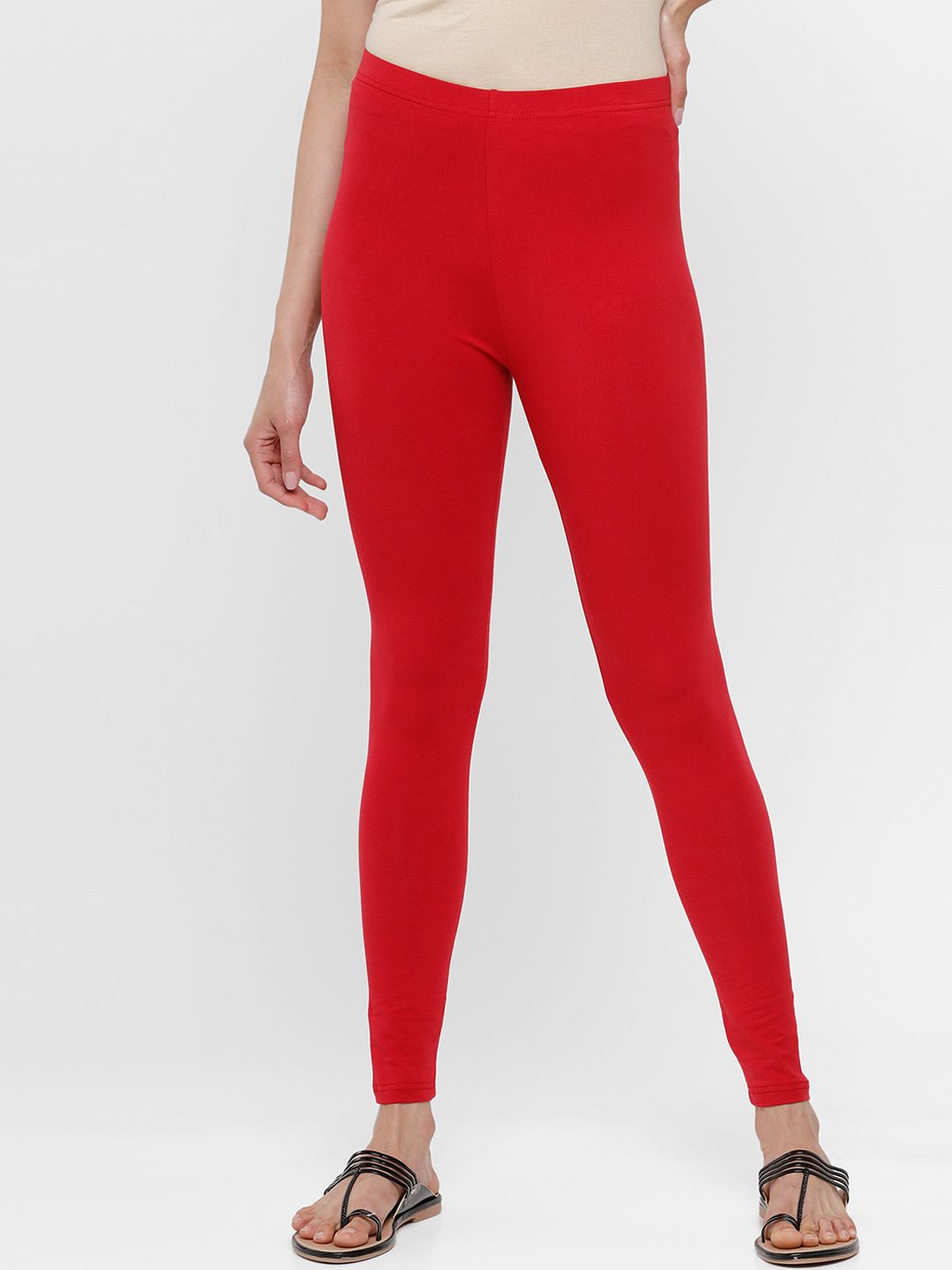 De Moza Woman Red Solid Ankle Length Leggings Price in India