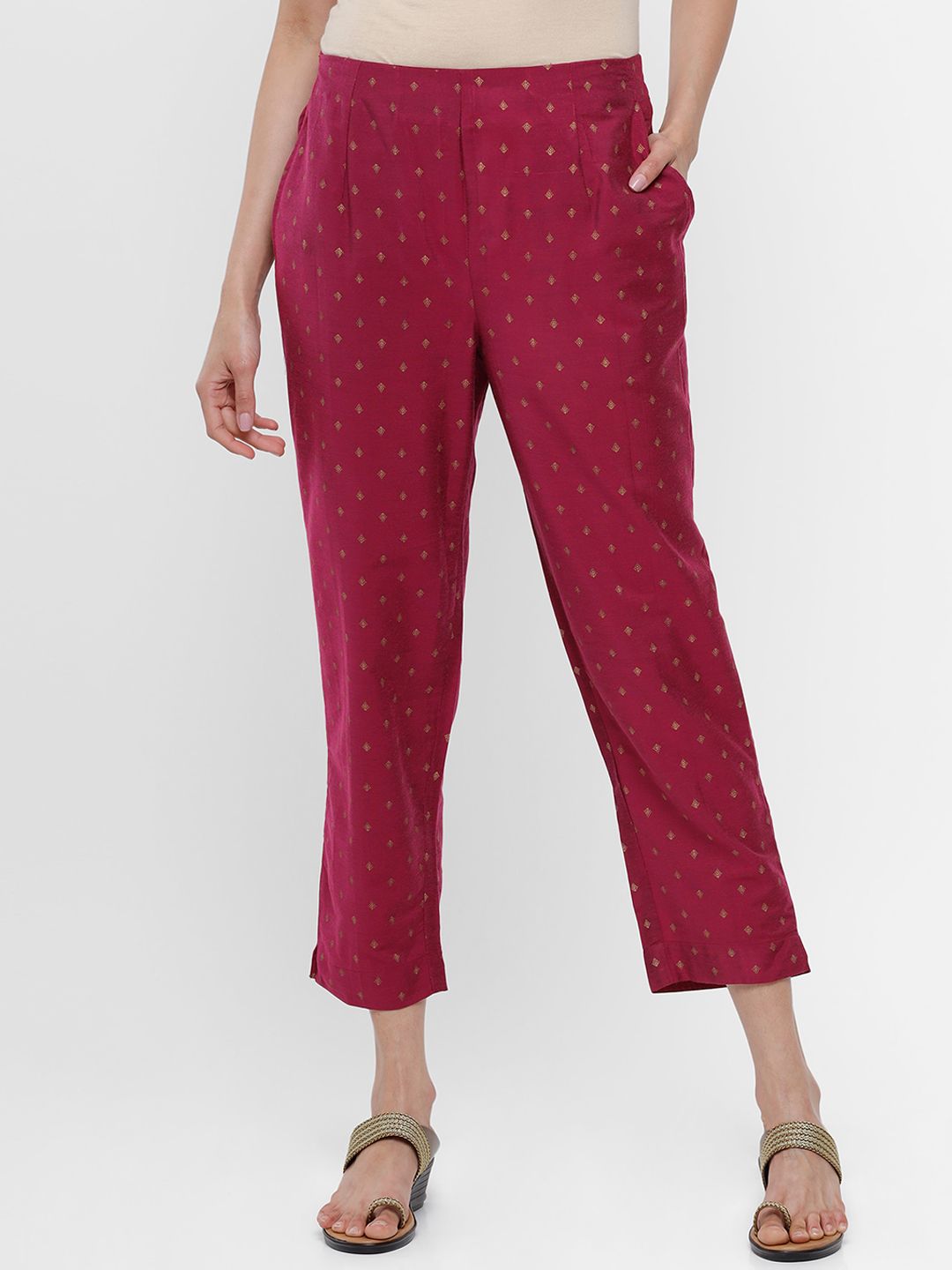 De Moza Women Red Printed Regular Fit Pleated Trousers Price in India