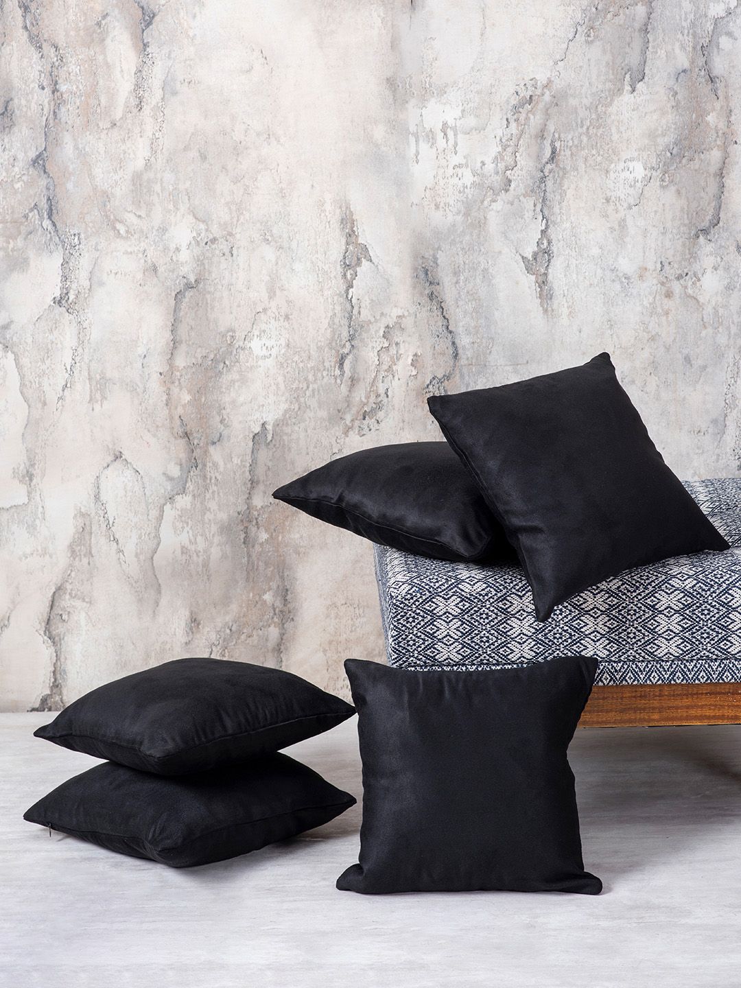 nestroots Black Set of 5 Square Cushion Covers Price in India