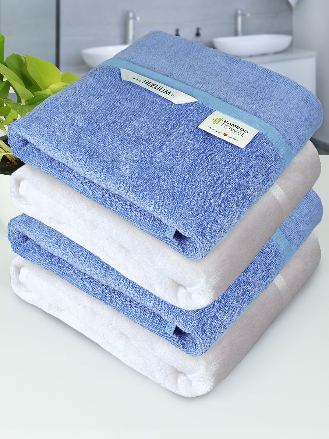 Heelium Pack of 4 White & Blue 400GSM Bamboo Bath Towel Price in India