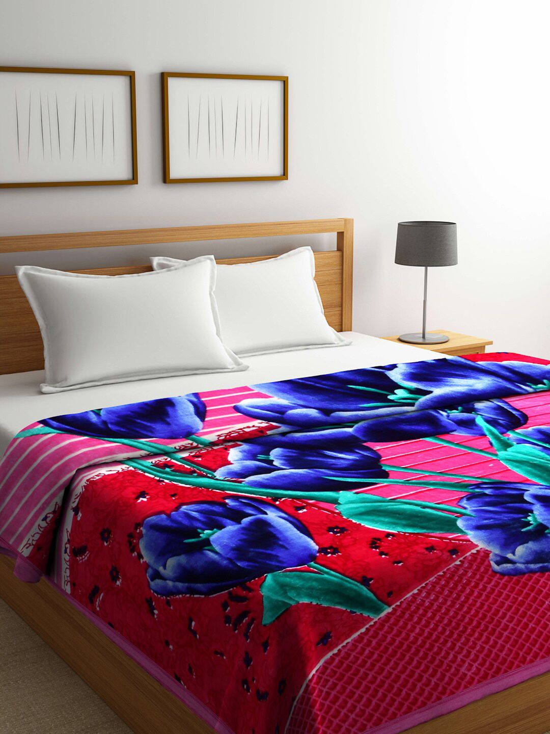 Arrabi Red & Blue Floral Mild Winter Double Bed Blanket Price in India