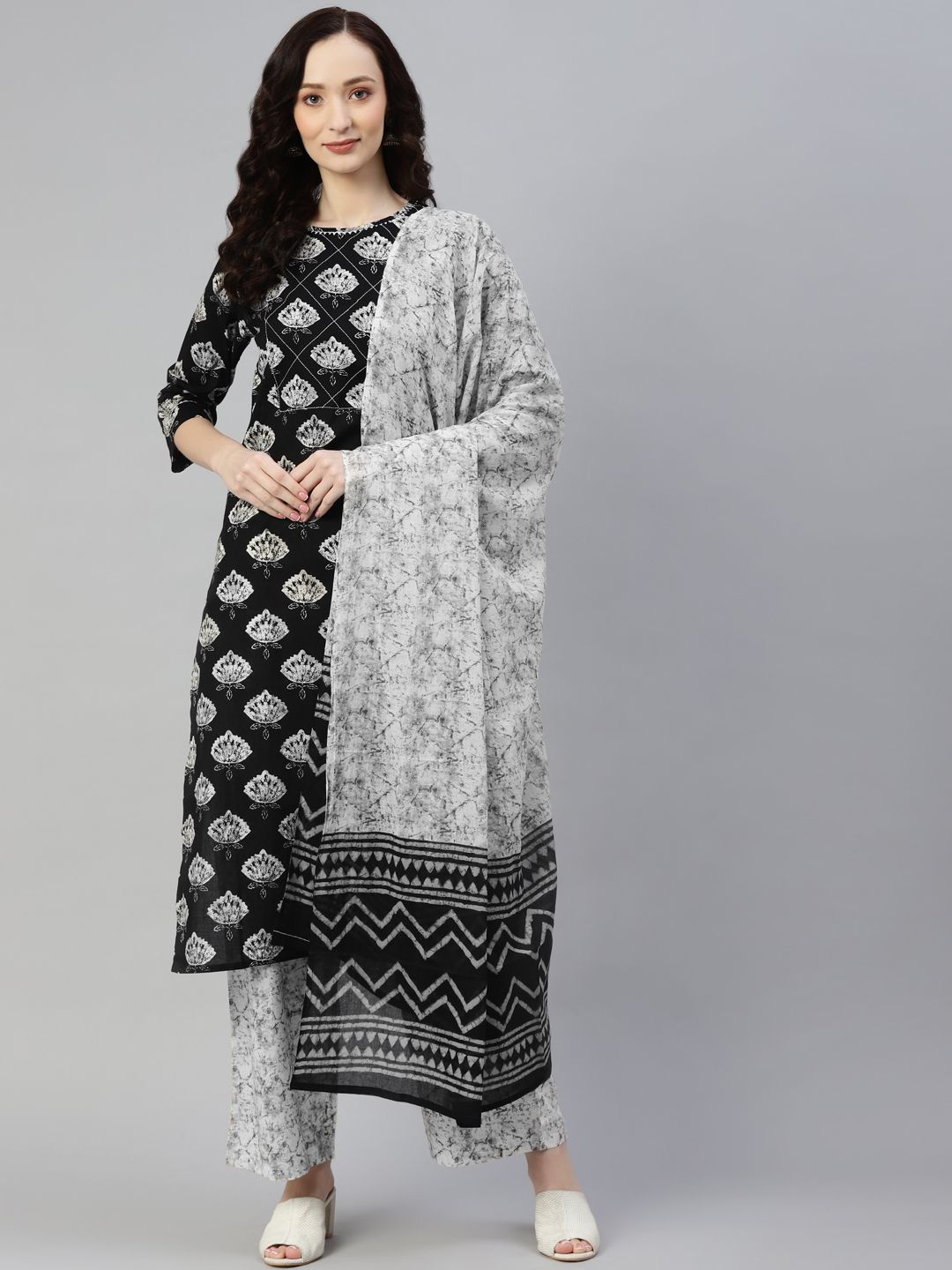 Yuris Women Black & Off-White Floral Printed Pure Cotton Kurta with Salwar & With Dupatta Price in India