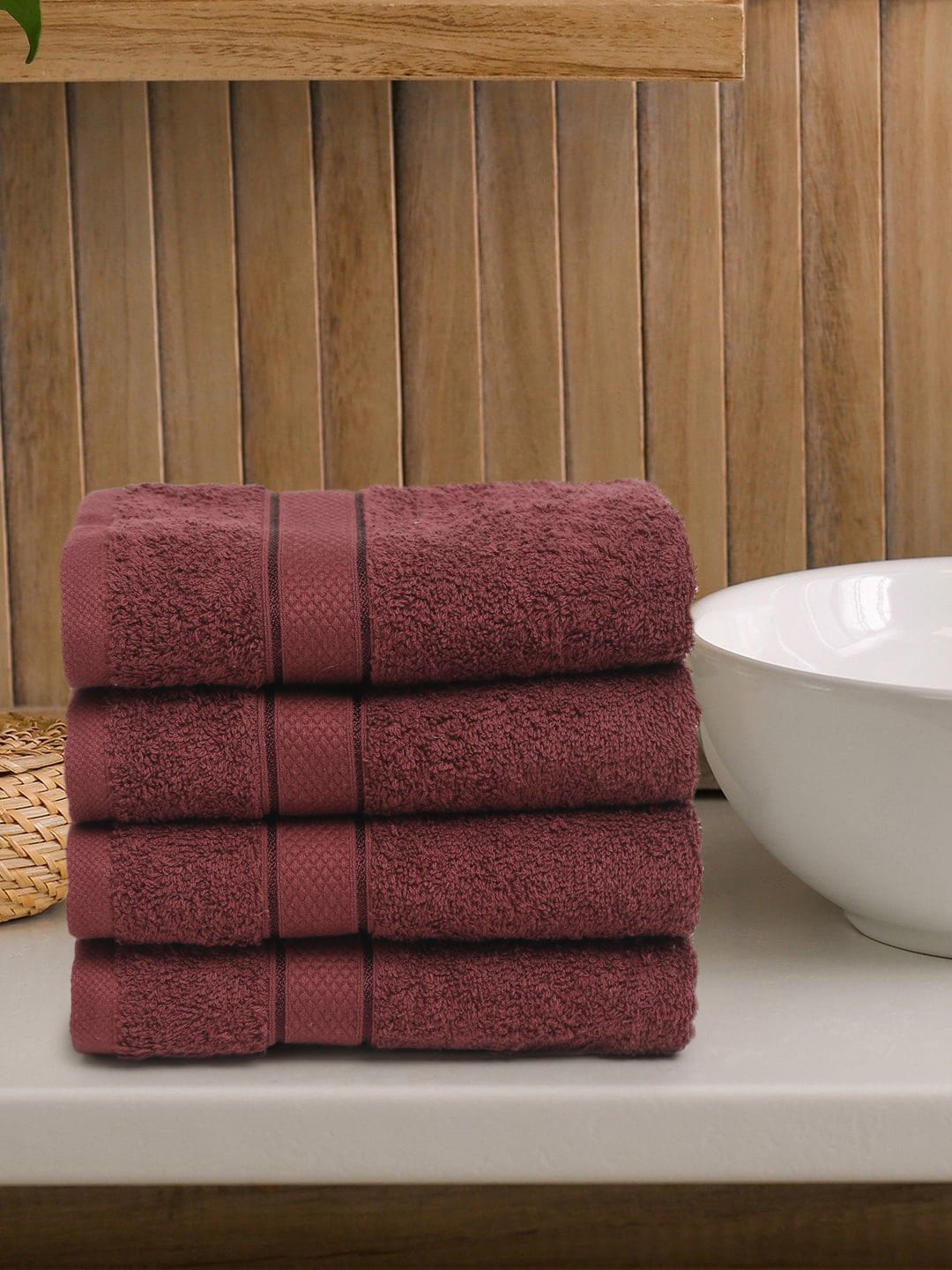 Creeva Set Of 4 Burgundy Solid 525 GSM Cotton Hand Towels Price in India