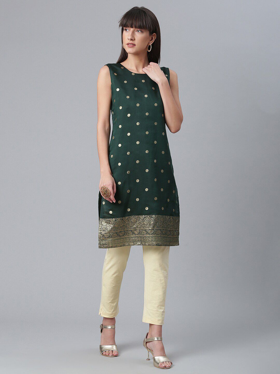 Ahalyaa Women Green & Gold-Toned Kurta Price in India