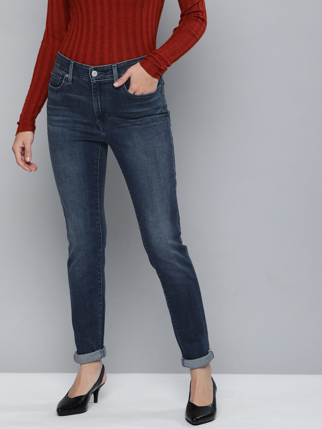 Levis Women Blue 711 Skinny Fit Mid Rise Light Fade Stretchable Jeans Price in India