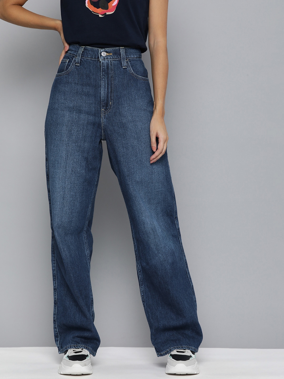 Levis Women Blue Straight Fit High-Rise Light Fade Clean Look Jeans Price in India