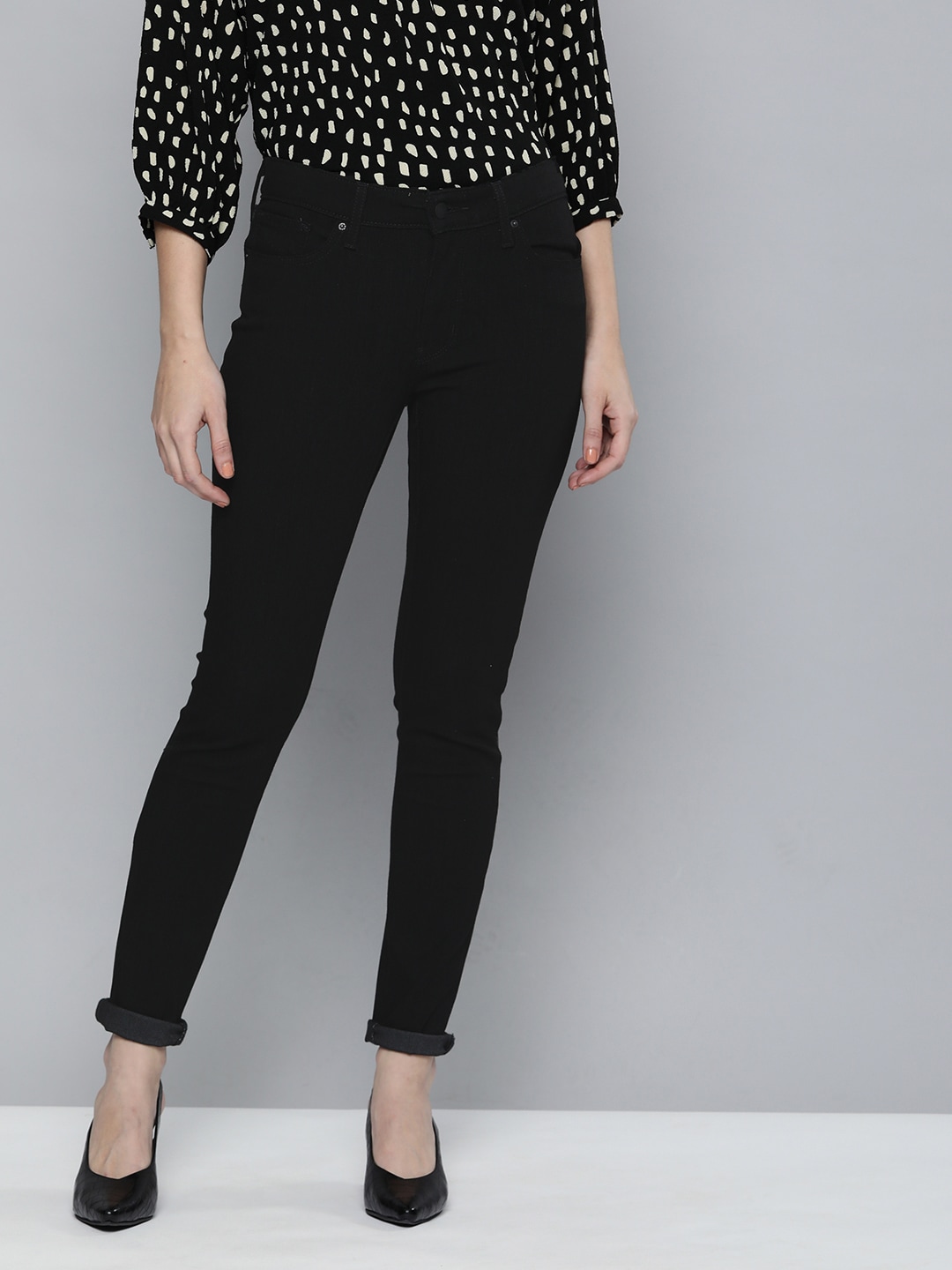 Levis Women Black 711 Skinny Fit Mid Rise Stretchable Jeans Price in India