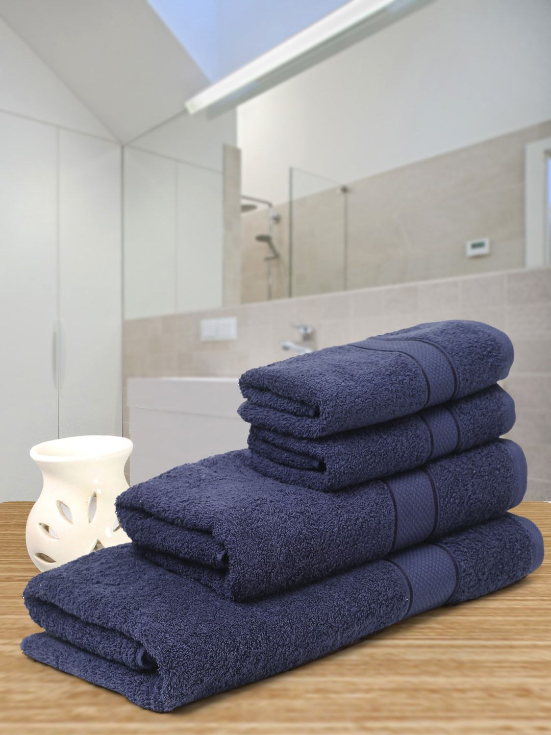 Creeva Set Of 4 525 GSM Pure Cotton Towels Price in India