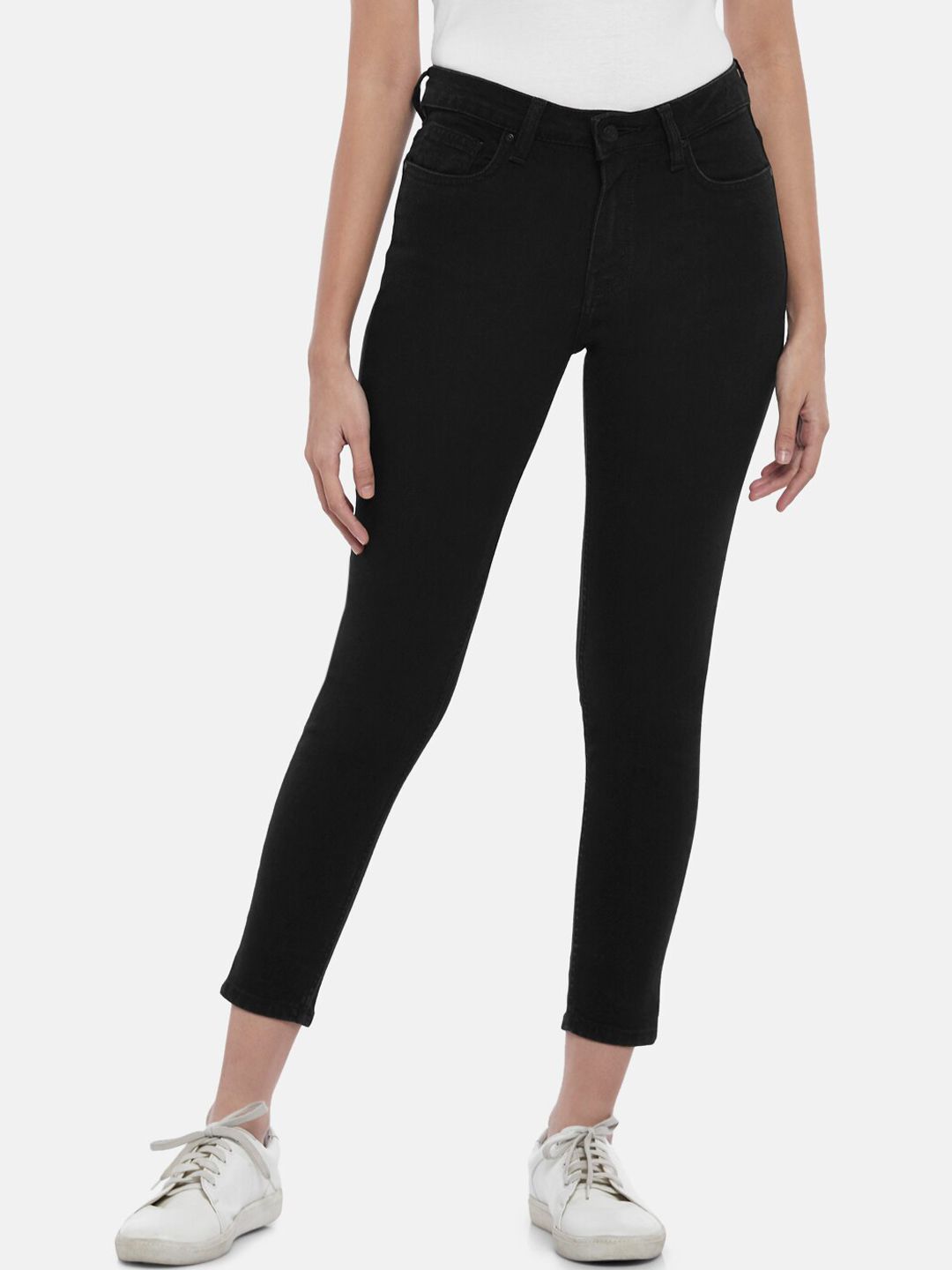 People Women Black Slim Fit Pure Cotton Cropped Jeans Price in India