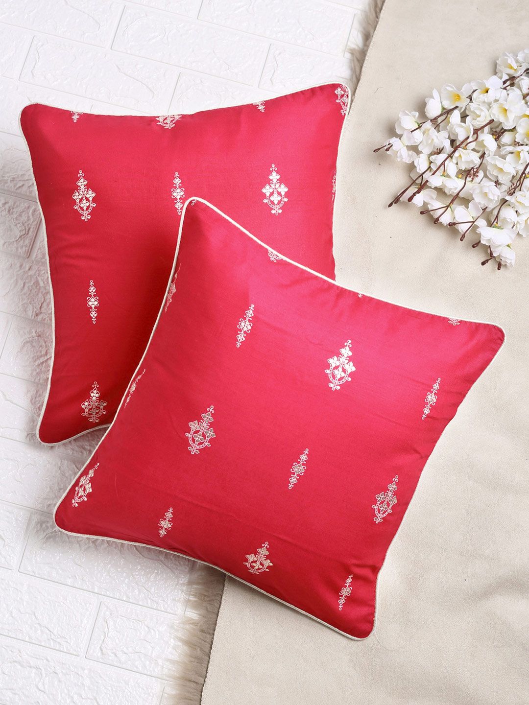 SAKA DESIGNS Magenta & White Set of 2 Ethnic Motifs Square Cushion Covers Price in India