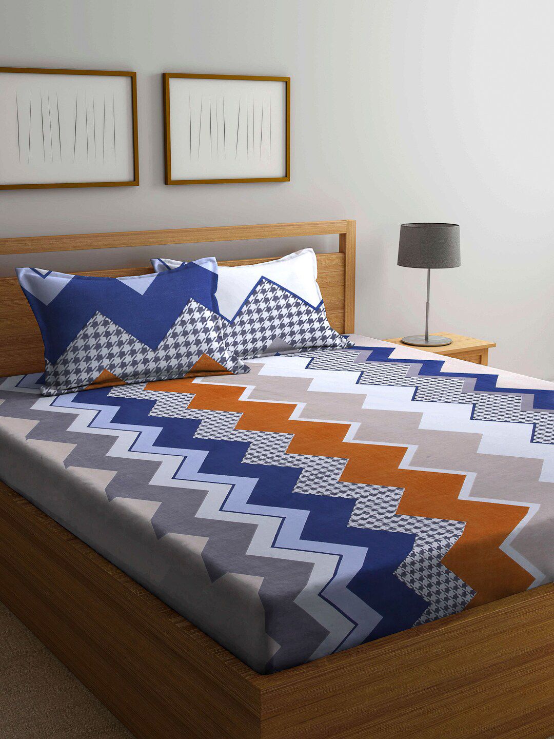 Arrabi Blue & White Geometric 300 TC Super King Bedsheet with 2 Pillow Covers Price in India