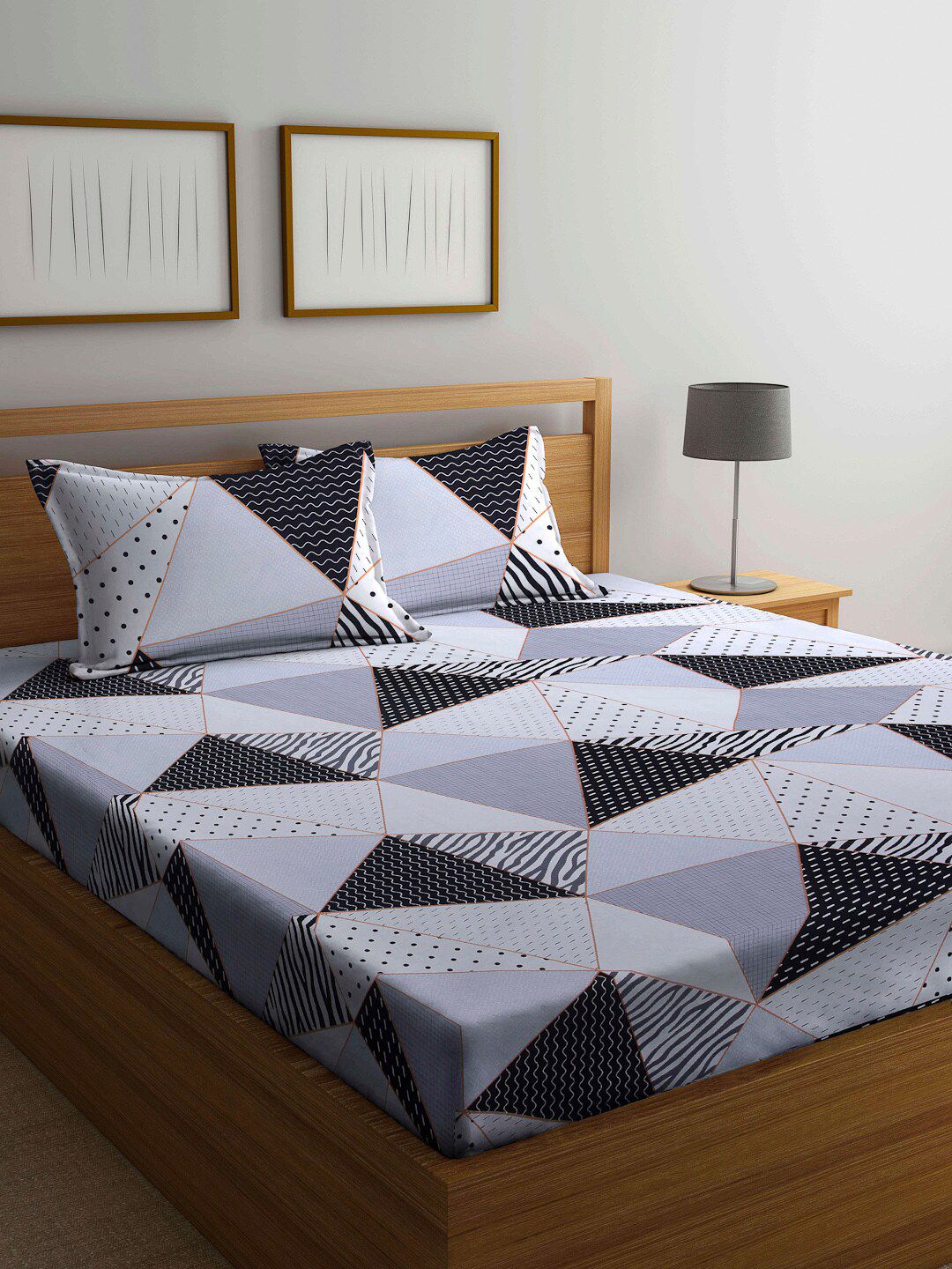 Arrabi Grey & Black Geometric 300 TC Super King Bedsheet with 2 Pillow Covers Price in India