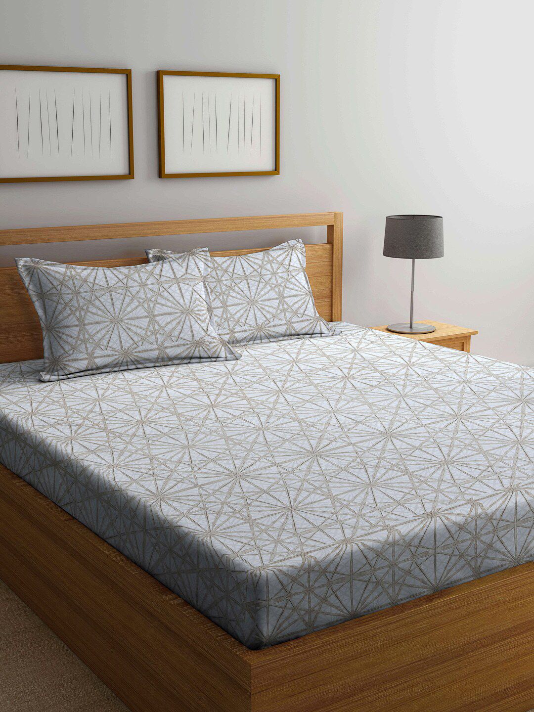 KLOTTHE Beige Geometric 210 TC King Bedsheet with 2 Pillow Covers Price in India