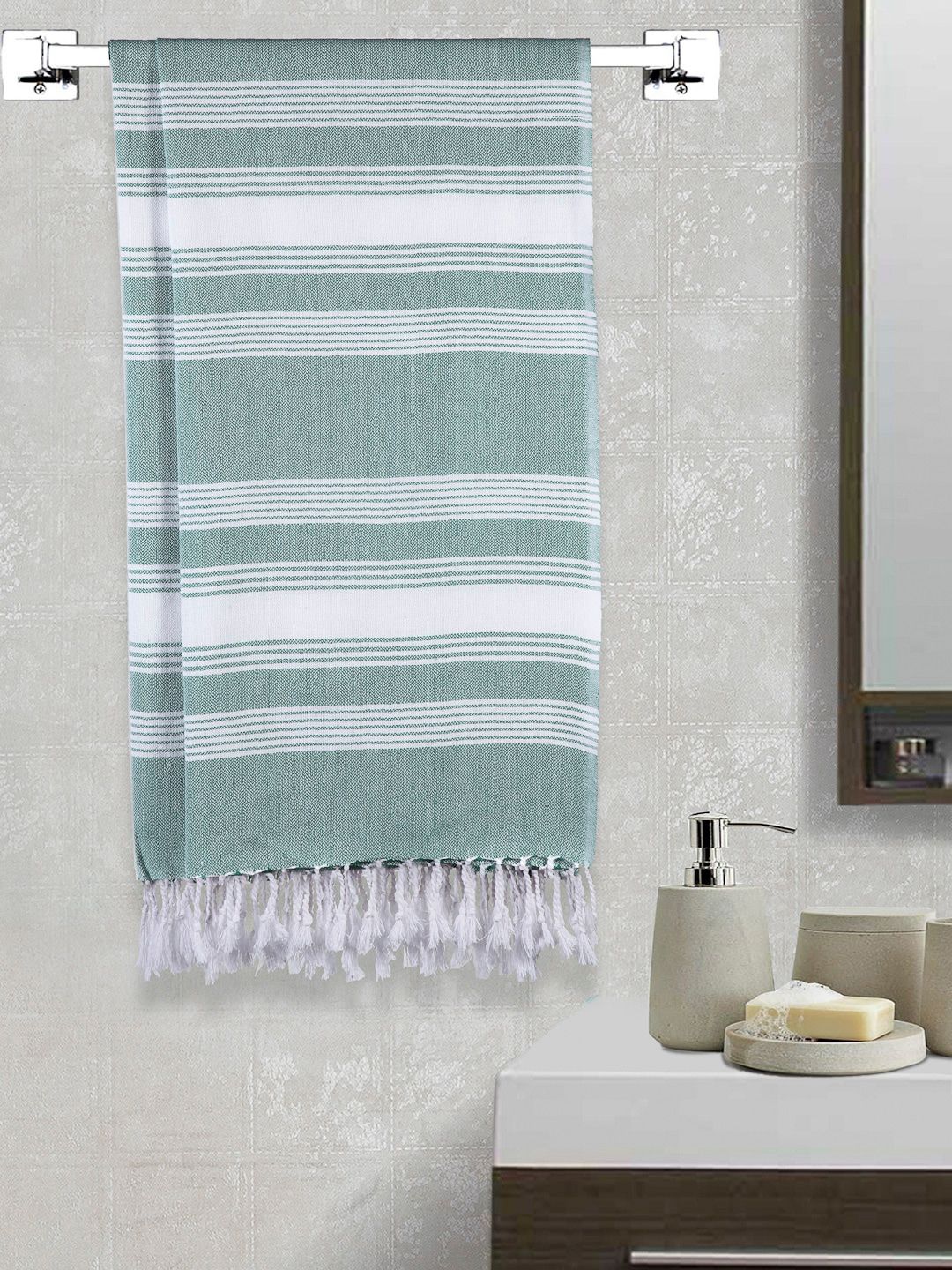 Arrabi Green & White Set Of 2 Striped 210 GSM Cotton Bath Towels Price in India