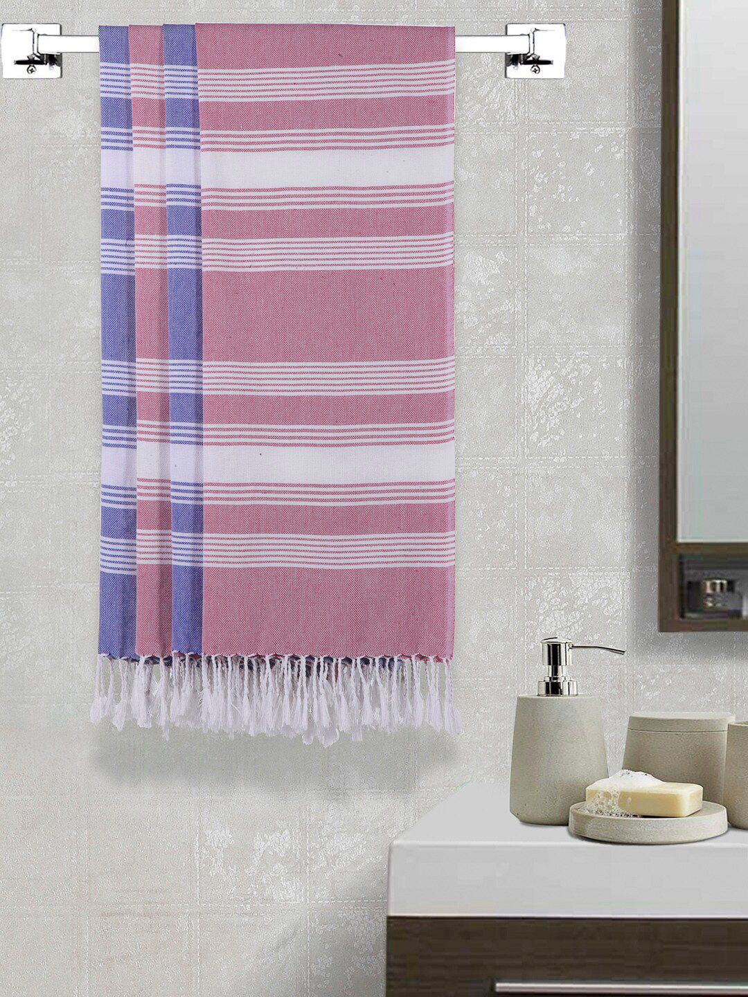 Arrabi Set Of 4 Striped 210 GSM Cotton Bath Towels Price in India