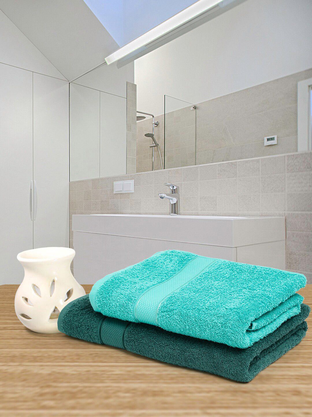 Creeva Pack of 2 Sea Green Solid 525 GSM His & Her Couple Bath Towels Price in India