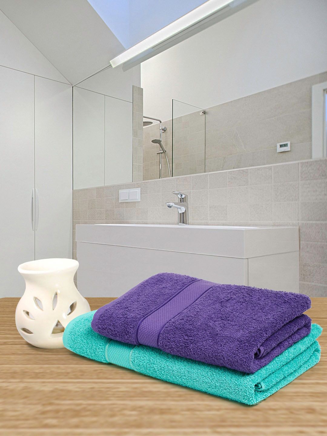 Creeva Sea Green & Violet 2 Pc Solid 525 GSM Bath Towel Set Price in India
