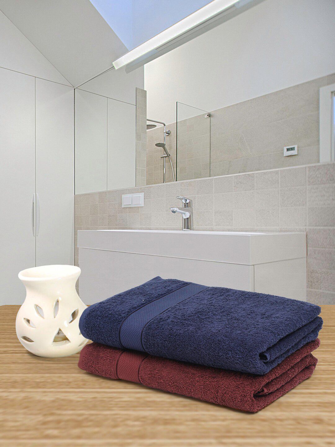 Creeva Burgundy & Navy Blue 2 Pc Solid 525 GSM Bath Towel Set Price in India