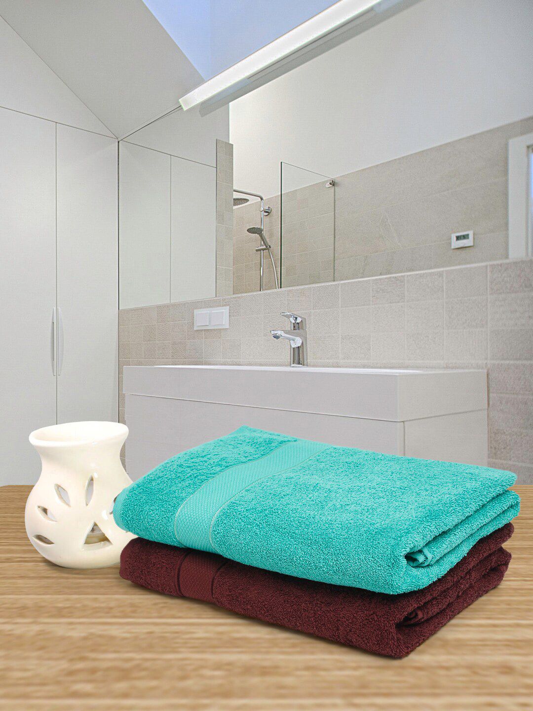 Creeva Burgundy & Sea Green 2 Pc Solid 525 GSM Bath Towel Set Price in India