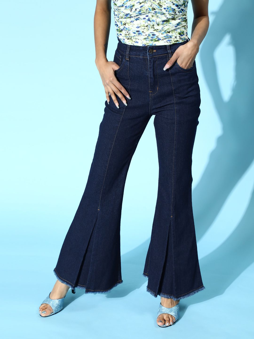 SASSAFRAS Woman Deep Navy Blue High-Rise Relaxed Fit Stretchable Jeans Price in India