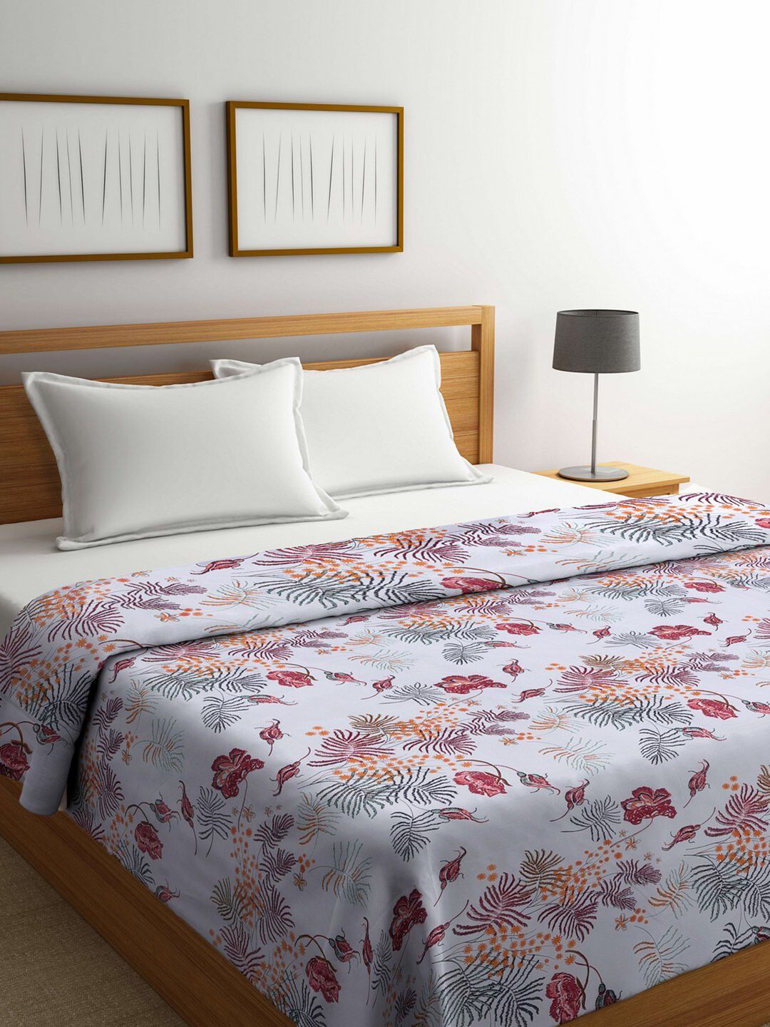 Arrabi White & Red Floral Printed Mild Winter Double Bed Comforter Price in India