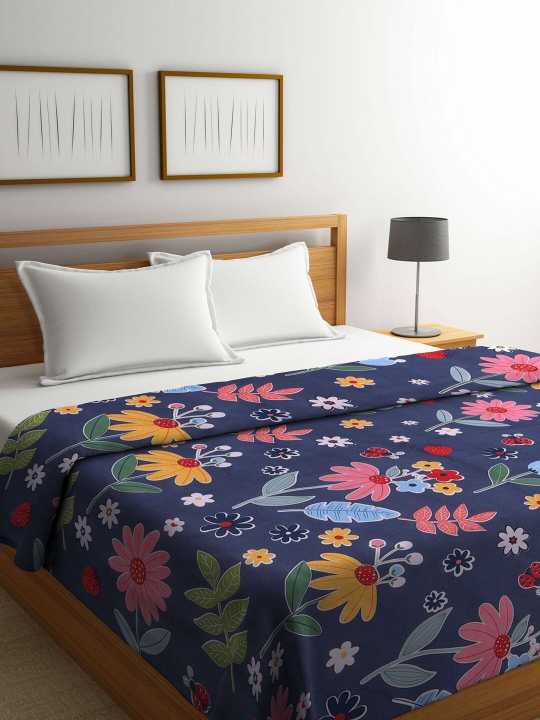 Arrabi Blue & Grey Floral Mild Winter Double Bed Comforter Price in India