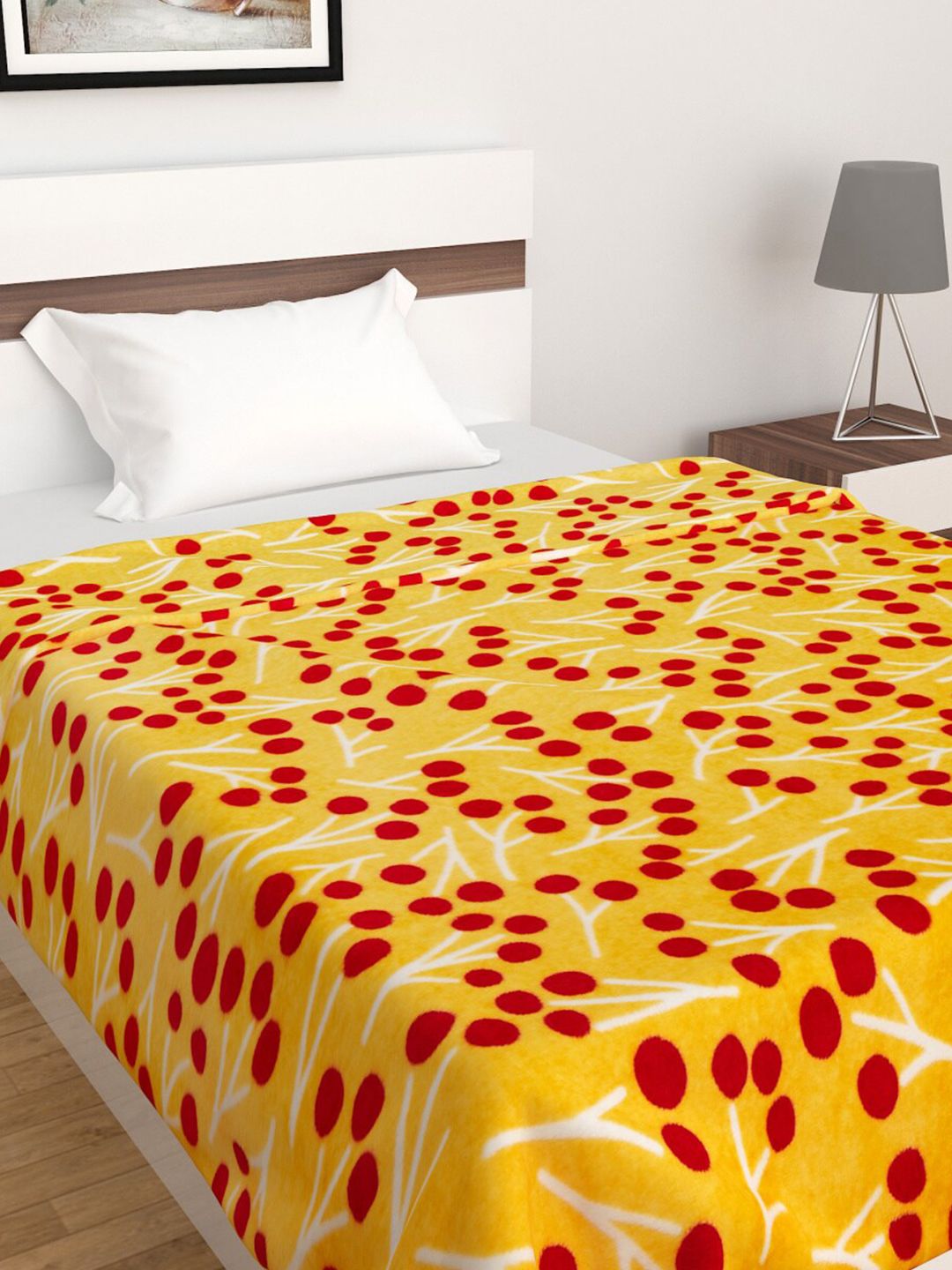 Home Centre Yellow & Red Floral Winter 210 GSM Single Bed Blanket Price in India