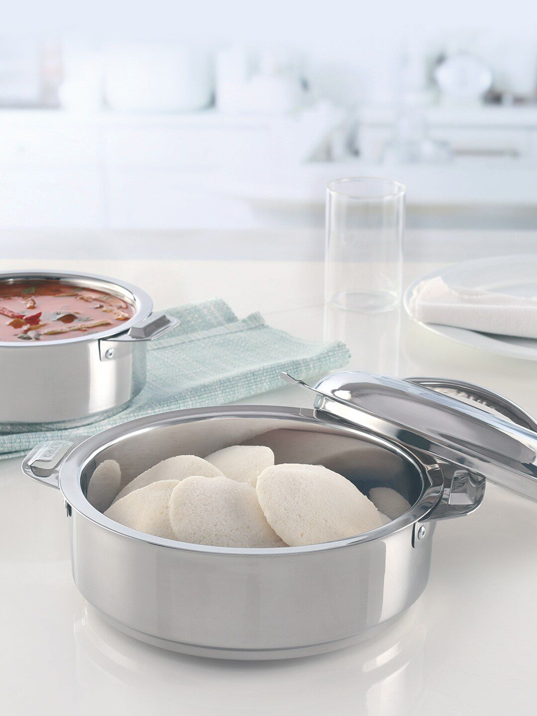 BOROSIL Silver-Toned Stainless Steel Insulated Casserole with Steel Lid Price in India