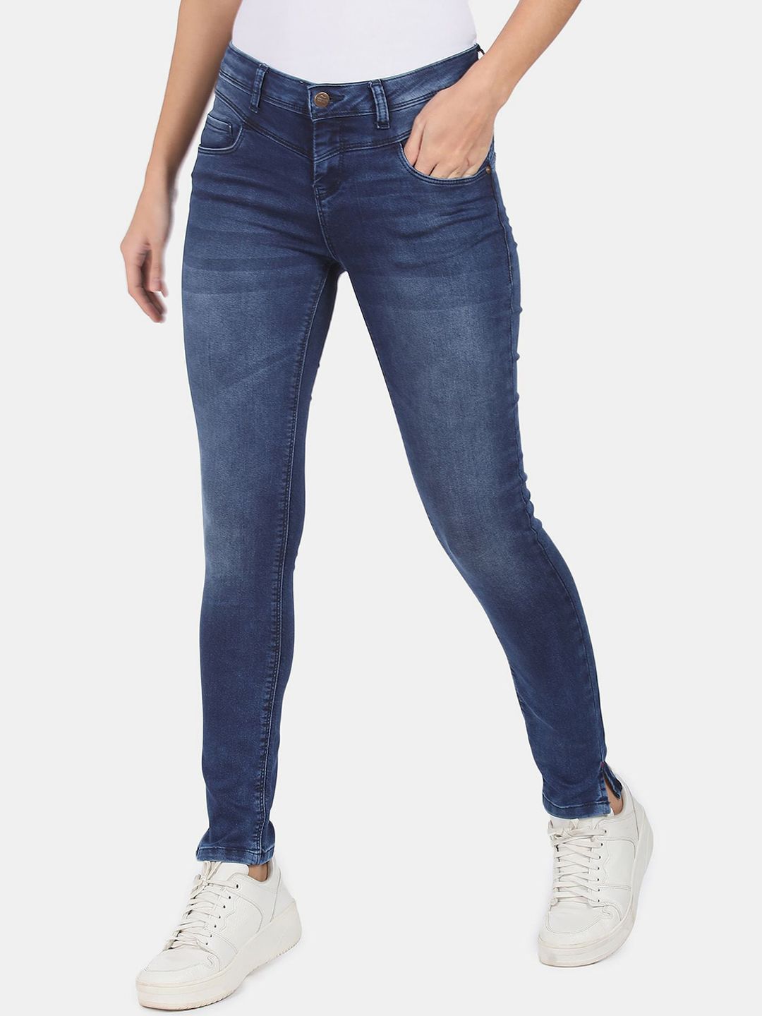 Cherokee Women Blue Light Fade Stretchable Jeans Price in India