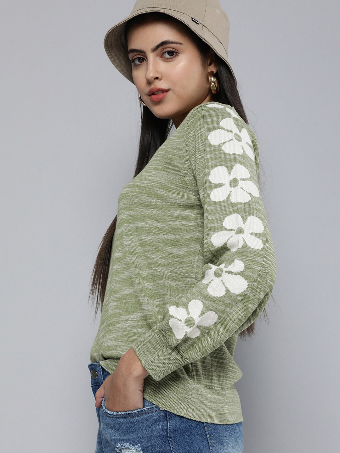 Levis Women Green Printed Sleeves Pullover Sweater with Melange Effect Price in India